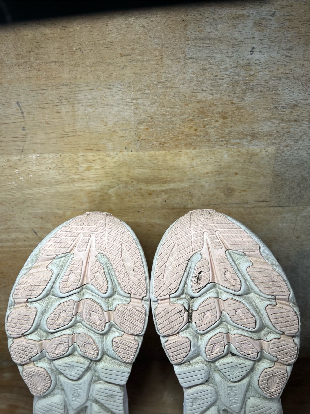 Hoka One One Clifton 10 Womens Size 8.5 Running Shoes Sneakers Blush Rose Latte - Picture 10 of 12